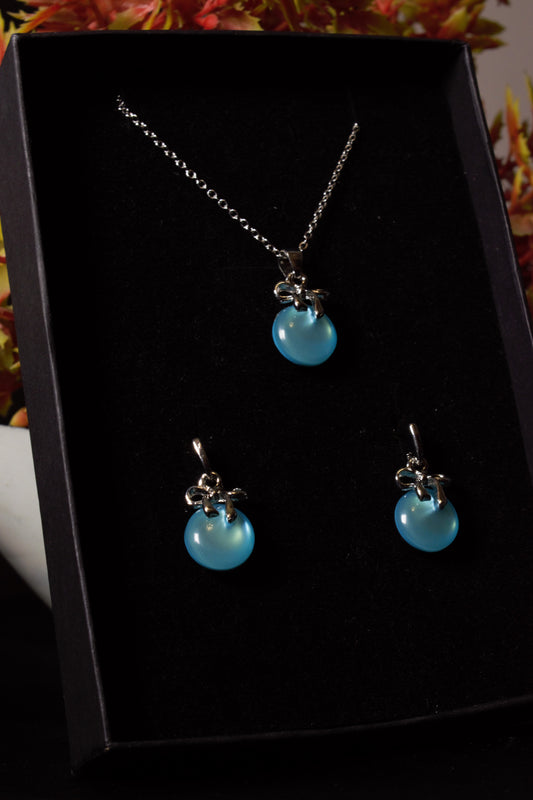 Bow necklace  set