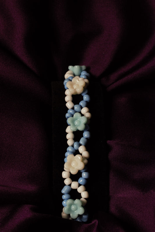 Flower bracelet