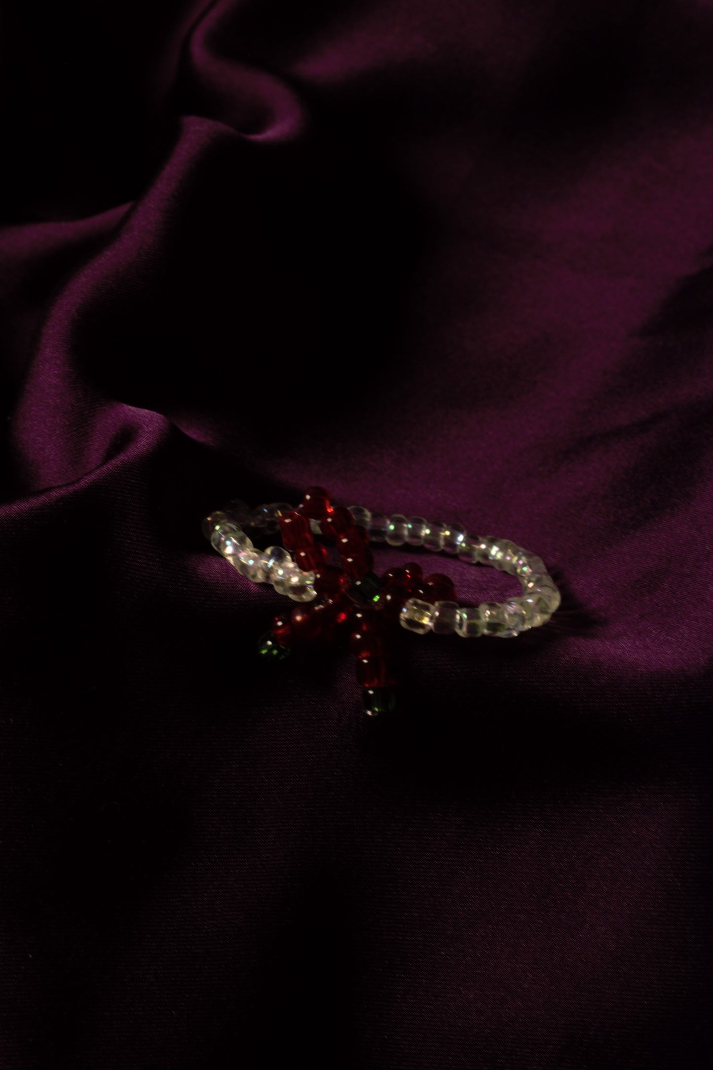 Bow beaded bracelet