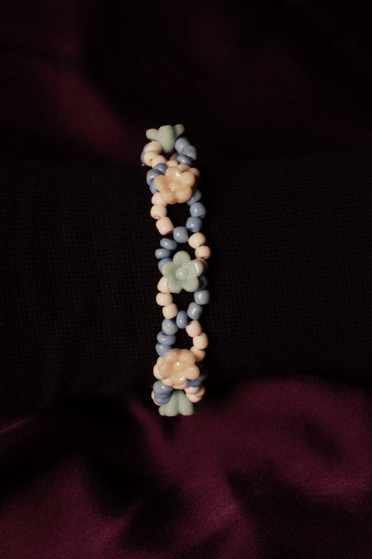Flower bracelet
